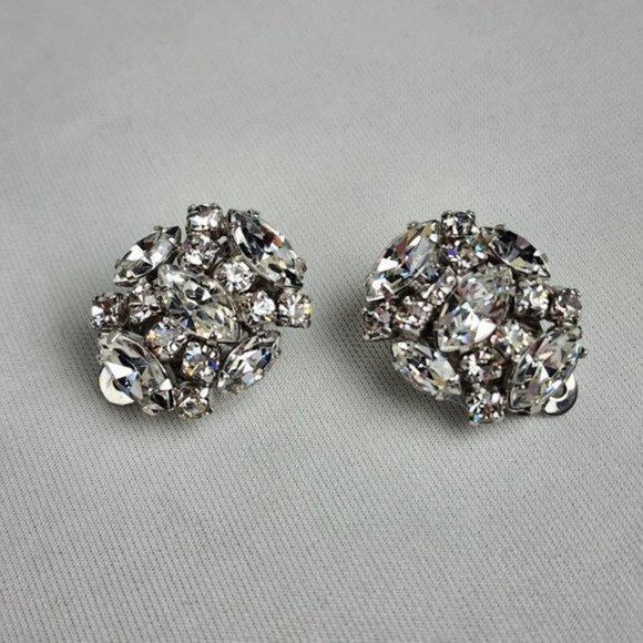 VINTAGE Sherman Clear Rhinestone Clip On Earrings - Picture 1 of 5
